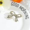 Broche de lazo de alta gama para mujer, moderno, personalizado, para traje de hombre, accesorio fijo, ramillete de ropa, botón, pin, decoración