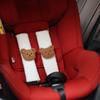 Ins Han Feng nuevo oso de dibujos animados hombrera cubierta protectora para cinturón de seguridad de coche asiento de coche anti-tensión cinturón de seguridad