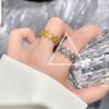 Anel Dourado Fresco de Luxo Leve Estilo Francês Elegante Luxuoso Aberto Versátil Anel para Dedo Indicador Joia Clássica de Nicho