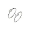 Anillo de Plata con Chapado en Oro de Cobre con Estrella y Luna de Venta Caliente Transfronteriza Nicho Anillo Completo de Circonitas de Gama Alta Anillo Simple para Pareja