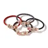 [15] Pulsera de Cuero Tejido con Hebilla de Herradura Estilo Europeo y Americano con Hebilla Magnética de Cabeza en U con Diamante para Hombres y Mujeres