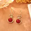 Nuevos Pendientes de Bolsa de la Suerte Perla Roja con Acabado de Alta Gama, Pendientes de Moda y Versátiles para el Trayecto Diario de Mujer, Ganchos de Oreja Únicos y Elegantes