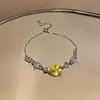 Pulsera de Flor con Piedra Ojo de Gato Incrustada de Diamantes, Pulsera Exquisita Estilo Coreano Estilo Ins para Mujer, Diseño de Nicho, Joyería de Lujo Ligero al por Mayor