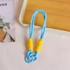 Acessório de chaveiro de cordão trançado com nó duplo da moda para garrafas de água, bolsas e telefones, anti-perda e anti-queda, alça longa colorida