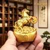 Direto do fabricante, o ornamento de cavalo em liga metálica pode girar, atraindo riqueza, um presente que traz fortuna para casa ou inauguração de loja
