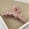 Estilo Coreano Primavera e Verão Nova Chegada Prendedor de Cabelo de Tecido para Mulheres Celebridade da Internet Grande Prendedor de Tubarão Presilha para Parte de Trás da Cabeça Prendedor de Cabelo de Temperamento