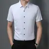 Llegada Nueva Verano 2022 Camisa Sin Costuras Termosellada Manga Corta para Hombre Moda Elástica Color Sólido Camisa de Negocios para Hombre