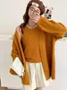 Elegante y suave conjunto de punto, nueva colección otoño/invierno 2026: conjunto de dos piezas para mujer con top halter de cuentas y cárdigan