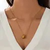 Collar Cruzado de Joyería Geométrico Simple Colgante Redondo Diseño de Nicho Cadena para Clavícula Acero Inoxidable Chapado en Oro Collar para Mujer