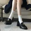 Mocassins Camélia para Mulheres 2024 Novo Estilo Francês Salto Grosso Preto Salto Alto Estilo Britânico Sapatos Pequenos de Couro