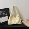 Bolsa de Mão Vazada de Nicho para Mulheres, Nova Tendência Primavera/Verão 2026, Bolsa de Ombro de Alta Qualidade para o Dia a Dia, Bolsa Tote de Grande Capacidade