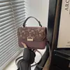 Bolsa de ombro texturizada retrô, novo modelo 2026, bolsa de mão estilosa com grande capacidade, adequada para uso casual e para o trabalho, estilo crossbody ou de mão, para mulheres