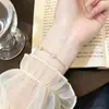 Pulsera Francesa de Lujo Ligero de Trébol de Cuatro Hojas para Mujer Sensación de Alta Gama Llena de Estrellas Flores Joyería de Mano Versátil Regalo para Novia Mejor Amiga