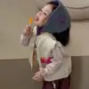 Conjunto de Otoño para Niña 2026 Nuevo Estilo Coreano Lindo Top para Bebé Chaleco de Punto Versátil y Pantalones con Puño