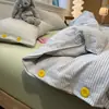 Juego de cuatro piezas estilo Muji de algodón lavado funda de edredón sábana funda de edredón faldón de cama conjunto de tres piezas para dormitorio de estudiante nuevo cuatro