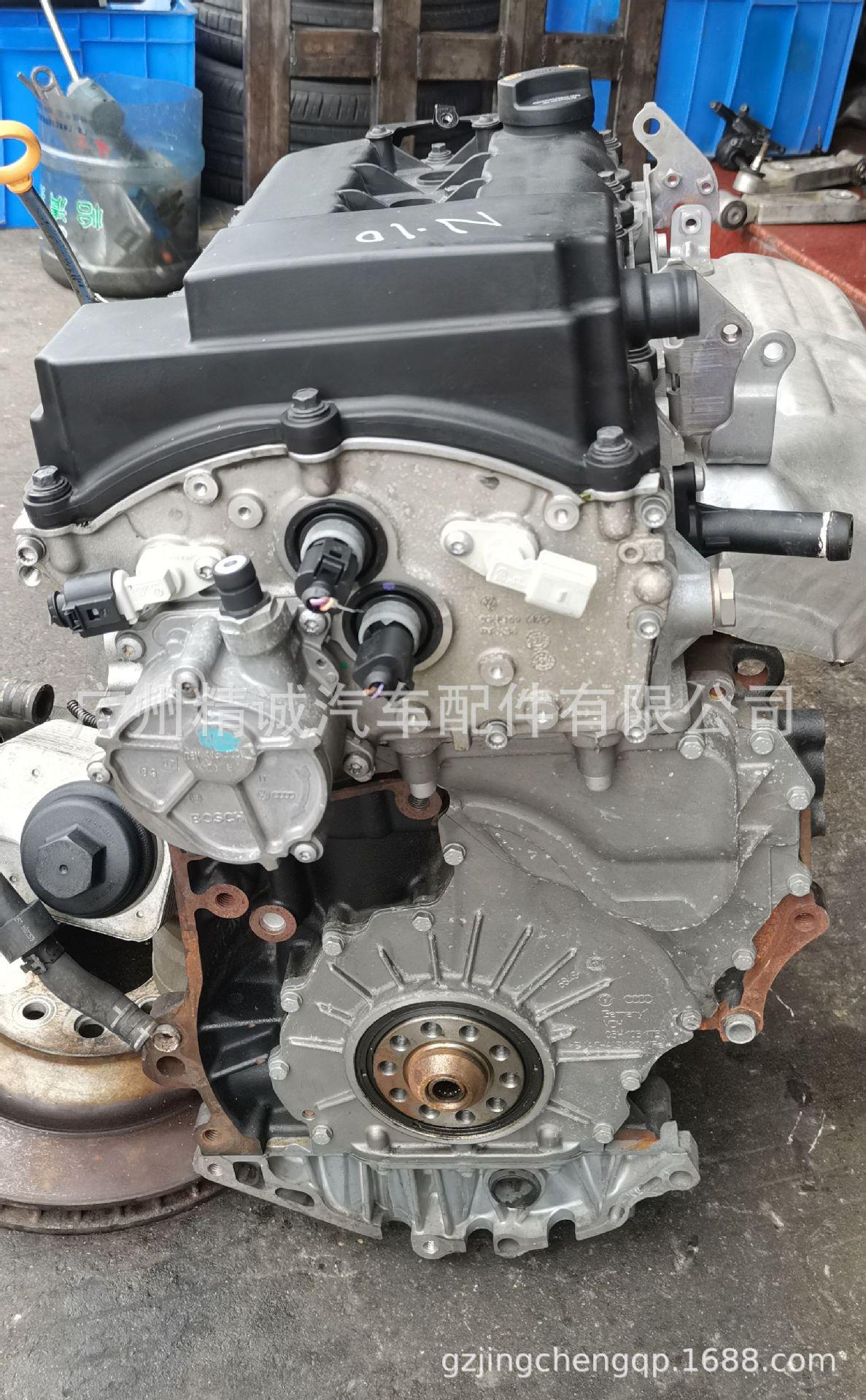 08年奥迪Q7 3.6发动机2