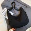 Moda Viajante Grande Capacidade Bolsa de Ombro Feminina 2024 Verão Novo Casual Simples Tote Bag Coreano Axilas Bolsa
