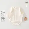 Roupas para Bebê Recém-Nascido Categoria Primavera e Outono Algodão Puro Sem Costura Roupas para Recém-Nascidos Pijamas para Homens e Mulheres Harem Triângulo para Bebê