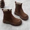 Botas cortas de suela gruesa de piel de vaca hechas a mano para otoño e invierno, nuevas botas de mujer de piel con plataforma y punta redonda de estilo étnico retro combinables.