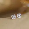 Nuevos Pendientes de Flor de Cuatro Hojas de Celebridad de Internet Coreana Pendientes de Moda de Gama Alta de Verano Diseño de Nicho Pendientes Versátiles para Mujer