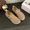 Zapatos Casuales Nuevos de Piel Suave Otoño Invierno Aumento Interno de Altura Zapatos Casuales Otoño Invierno Estilo Coreano Retro Persona Baja Nueva 2026 Mujer