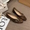Zapatos Mary Jane Versátiles de Gamuza sin Cordones Puntera Cuadrada Retro de Corte Bajo para Mujer Otoño Verano Diseño de Hebilla de Cinturón Zapatos Planos de Ballet