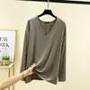 Camiseta de manga larga con cuello en V de modal para mujer, top exterior fino de verano, talla grande, color liso simple, camiseta base holgada