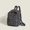 Mochila Luminosa Geométrica de Rombo Nueva Tendencia de Alta Gama Primavera Verano 2026 Mochila Escolar Versátil de Gran Capacidad Mochila de Viaje