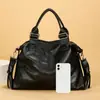 Bolsos Retro Europeos y Americanos para Mujer, Bolso Cruzado de Hombro de Cuero Suave a la Moda, Bolso de Mano de Cuero Lavado de Gran Capacidad para Ropa de Trabajo Casual