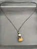 Collar de pez y oso de madera 2026 nuevo estilo vintage colgante con cordón cadena para clavícula diseño de nicho joyería al por mayor