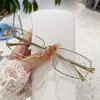 Óculos de Sol Quadrados de Metal Estilo Japonês Retrô para Homens, Óculos Tendência Cabeça de Leopardo Personalidade Hip-Hop, Óculos de Sol com Lente Pequena para Mulheres