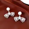 Colar com Laço de Pérolas Brincos Leves Conjunto Luxuoso de Alto Padrão Elegante Design de Nicho da Moda Joias Versáteis
