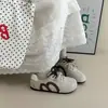 Zapatos para mujer con suelas suaves que no cansan los pies, novedad otoño 2026, lindos, bordados, versátiles, de moda, casuales, de suela fina, zapatillas de entrenamiento alemanas