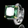 2025 nueva joyería base de cobre chapado en oro taladro de alto carbono flor de hielo taladro cuadrado incrustación de cobre cuadrado de princesa anillo de lujo ligero para mujer 12*12
