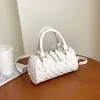 Bolso de mano versátil de diseño de nicho moderno transfronterizo para mujer, nuevo modelo 2026, alto atractivo estético, fresco y adecuado para ir al trabajo, bolso de hombro y cruzado