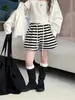 Shorts de Verano Nuevos Estilo Coreano Sueltos para Niñas Princesa Yuyu Pantalones Cortos Casuales de Rayas Blancas y Negras Pierna Ancha para Niños