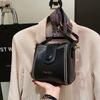 Bolsa Feminina Moda Ombro Transversal 2025 Nova Chegada Elegante Versátil Bolsa Saco Estilo Coreano Retrô Nicho Bolsa Saco