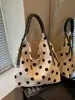 Bolsa de mano de lunares estilo coreano, gran capacidad, estilo relajado, bolsa de hombro, de alta gama, moderna, versátil y adecuada para ir al trabajo
