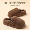 Pantuflas de algodón con suela gruesa para mujer, forradas de felpa, cálidas y duraderas, pantuflas para el hogar para invierno, cerradas para interior, cómodas pantuflas de algodón para el hogar para hombre, venta al por mayor