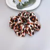 Nuevo Estilo Hong Kong Versátil Elegante Leopardo Anillo para el Cabello Intestino Grande Gama Alta Retro Francés Nicho Elegante Anillo Grande para el Cabello Titular