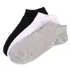 Venta al por mayor de fábrica calcetines deportivos de algodón poliéster para hombre color liso calcetines con empaque individual para hombre calcetines para puesto de regalos
