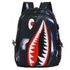 Mochila escolar transfronteiriça para alunos do ensino fundamental, mochila leve e simples com estampa de personalidade de tubarão, grande capacidade, para homens