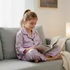 Pijama Feminino de Seda Sintética Tamanhos Médio e Grande Infantil Estampa de Corações Manga Longa Conjunto para Casa Venda Quente na Amazon Europeia e Americana