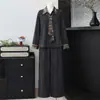 Conjunto de Dos Piezas para Mujer de Mediana Edad, Top de Manga Larga con Cuello Solapa de Color Contrastante y Cierre de Corbata, y Pantalones de Pierna Ancha, Estilo Nuevo Otoño 2026, Atuendo de Moda