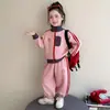 Traje a Rayas de Manga Larga para Niña de Primavera y Otoño, Elegante Ropa Nueva Infantil 2026, Chaqueta de Otoño y Pantalones Deportivos Casuales