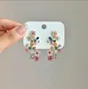 Brincos de Flores Coloridos Doces para Mulheres, Estilo Dopamina de Verão, Design Exclusivo Requintado, Super Delicados e de Conto de Fadas, Brincos Frescos e Delicados com Acabamento em Strass