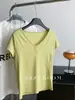Camiseta Simples Casual de Verão com Botão Elástico e Decote V de Manga Curta para Mulheres, Cor Sólida Doce e Picante, Slim Fit, Camiseta Básica Tendência