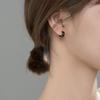 Brincos Elegantes Redondos Pretos de Prata S925 para Homens e Mulheres Estilo Coreano Simples Brilhantes Largos Geométricos