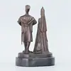 Figuras Europeas de Hombre y Mujer Artesanía Ornamentos de Fundición de Latón Escritorio de Estudio en Casa Decoraciones de Cobre