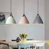 Lustre de restaurante estilo vintage Nanzhi, luminária de mesa para mesa de bar com prato longo e três cabeças em madeira nogueira preta, lustre de cobre de alta qualidade para sala de chá estética Song